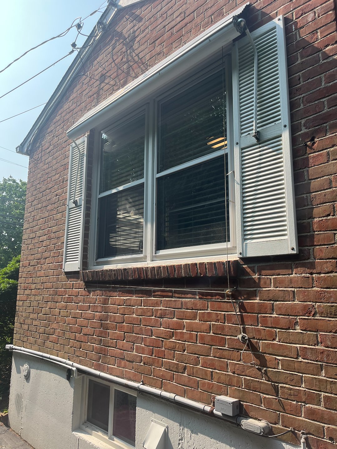 Professional Window & Storm Window Cleaning in New London, CT | Streak-Free Results